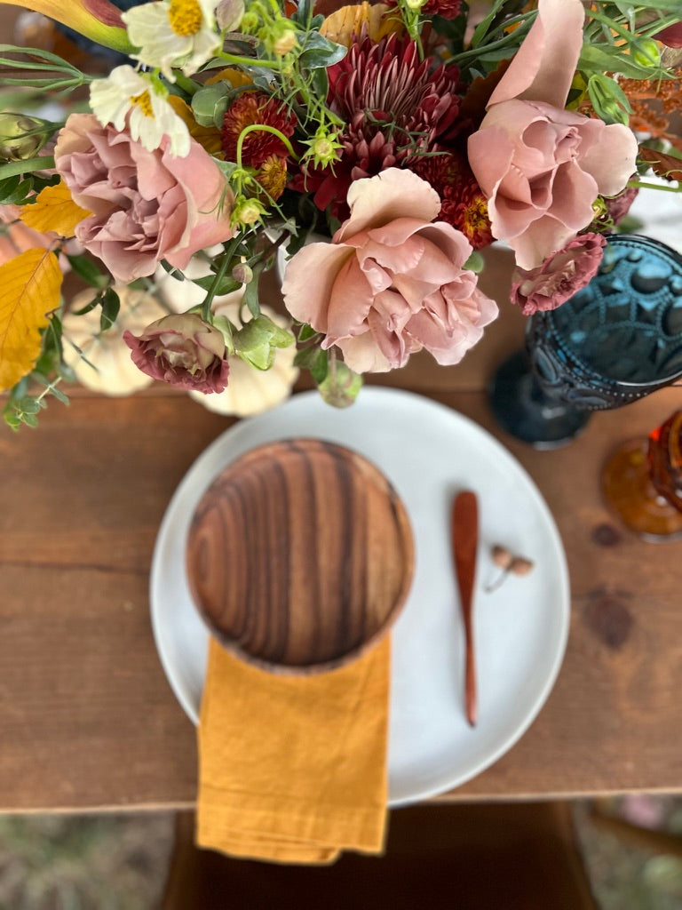 Thanksgiving Floral Table Collection